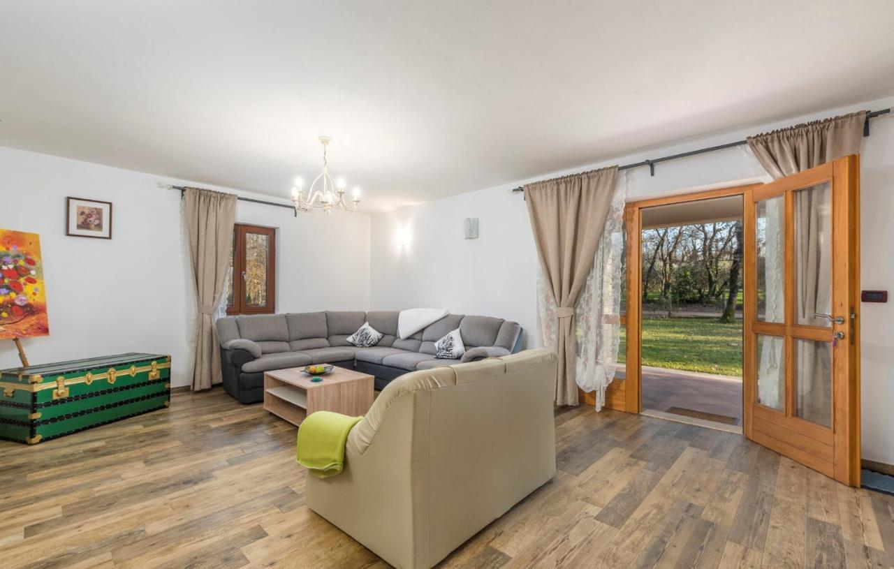 Villa Mirabella Умаг Экстерьер фото