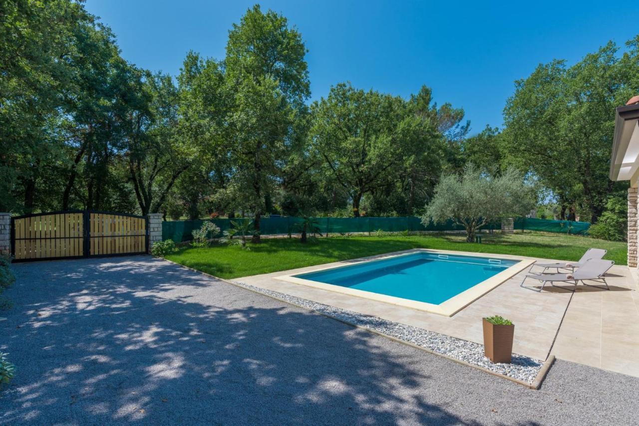 Villa Mirabella Умаг Экстерьер фото